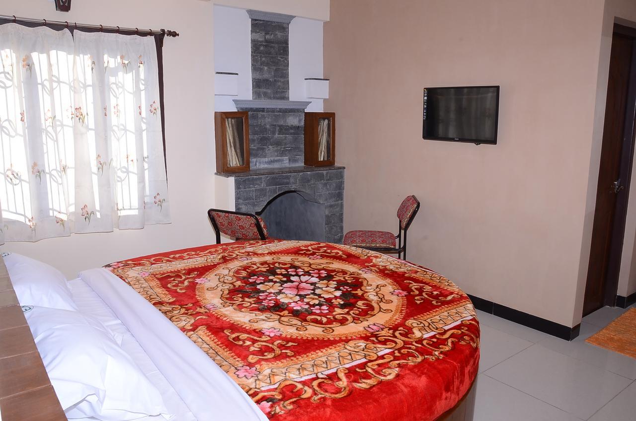Ezhil Residency Hotel Kodaikanal Buitenkant foto