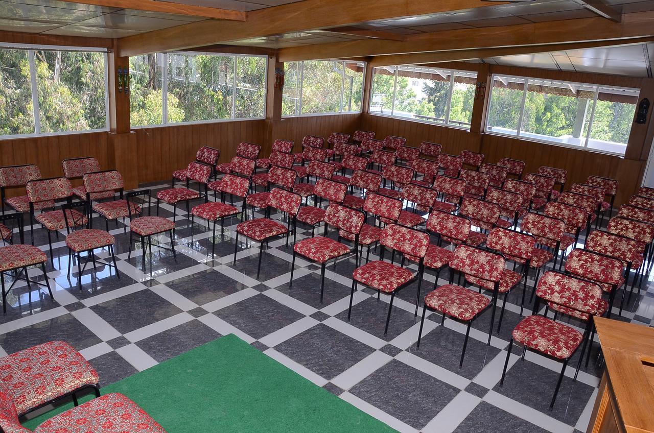 Ezhil Residency Hotel Kodaikanal Buitenkant foto