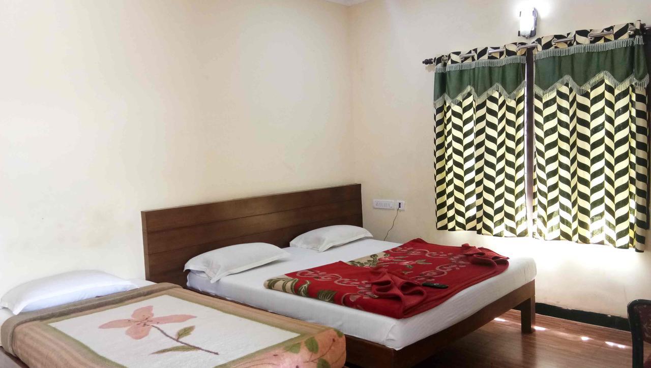 Ezhil Residency Hotel Kodaikanal Buitenkant foto