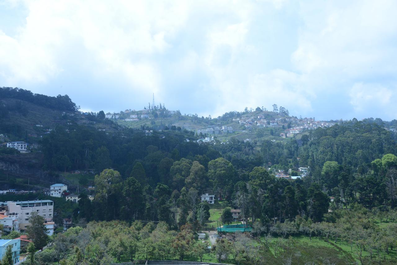 Ezhil Residency Hotel Kodaikanal Buitenkant foto